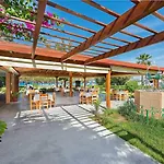 Bayside Katsaras 4*