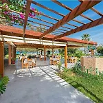 Appart hôtel Bayside Katsaras 4*