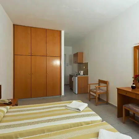 Bayside Katsaras Aparthotel 4*