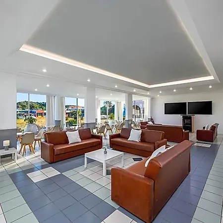 Bayside Katsaras Hotel de apartamente 4*