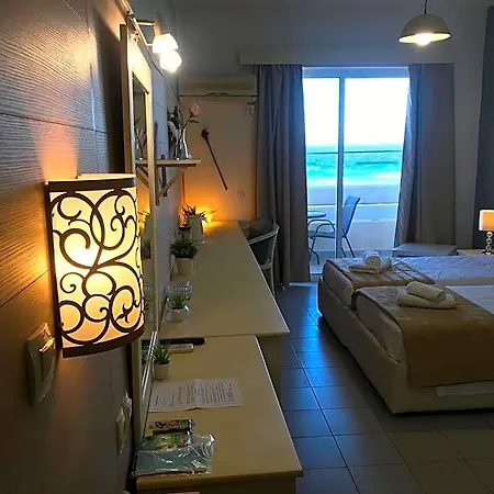 Bayside Katsaras 4*
