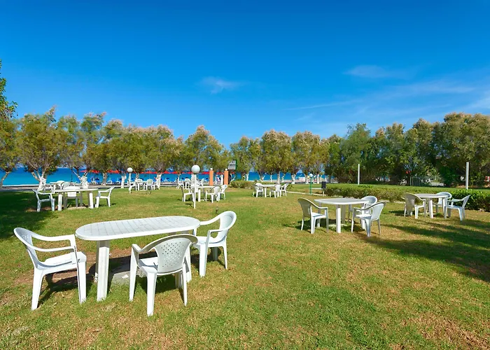 Hotel apartamentowy Bayside Katsaras Kremastí