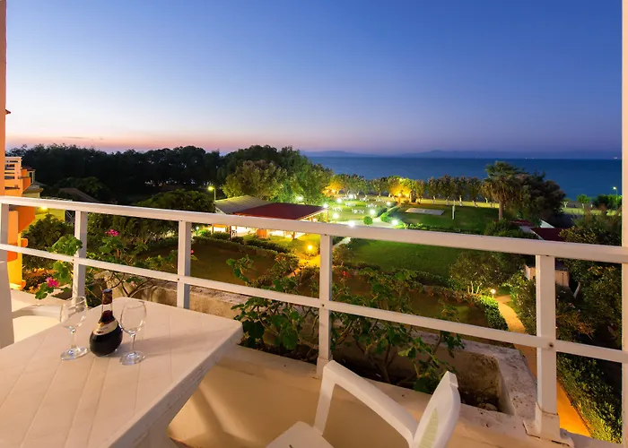 Bayside Katsaras Hotel apartamentowy Kremastí