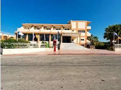 Bayside Katsaras Lägenhetshotell 4*