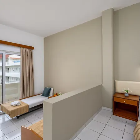 Bayside Katsaras Lägenhetshotell 4*