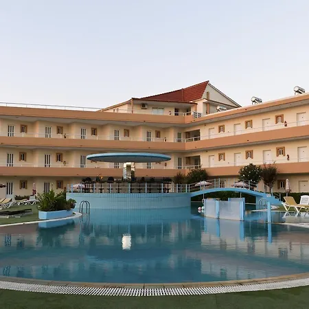 Lägenhetshotell Bayside Katsaras Kremastí