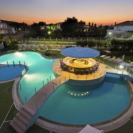 Lägenhetshotell Bayside Katsaras Kremastí